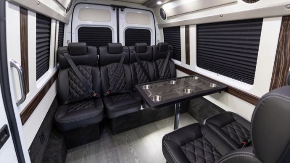 10 passenger sprinter van rental lincoln