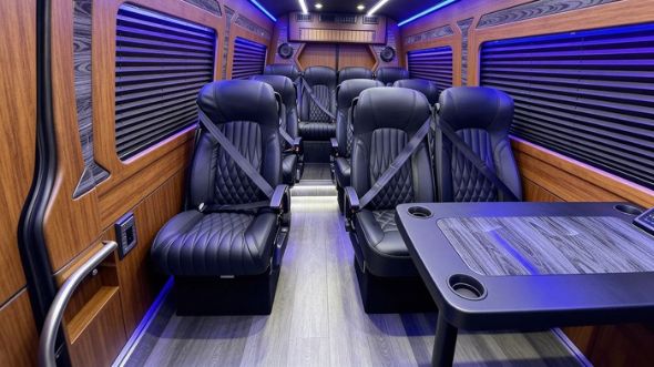 18 passenger sprinter van rental lincoln