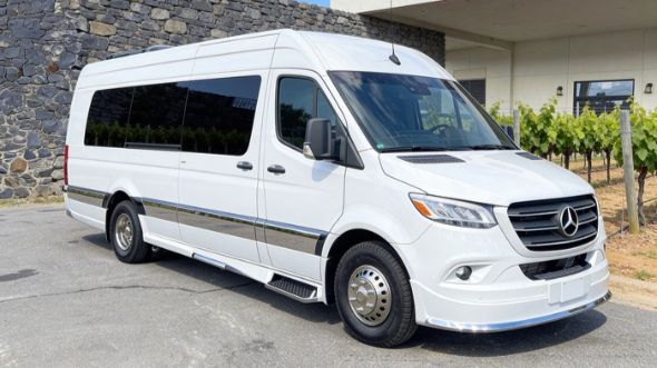 lincoln wine tour sprinter van rental