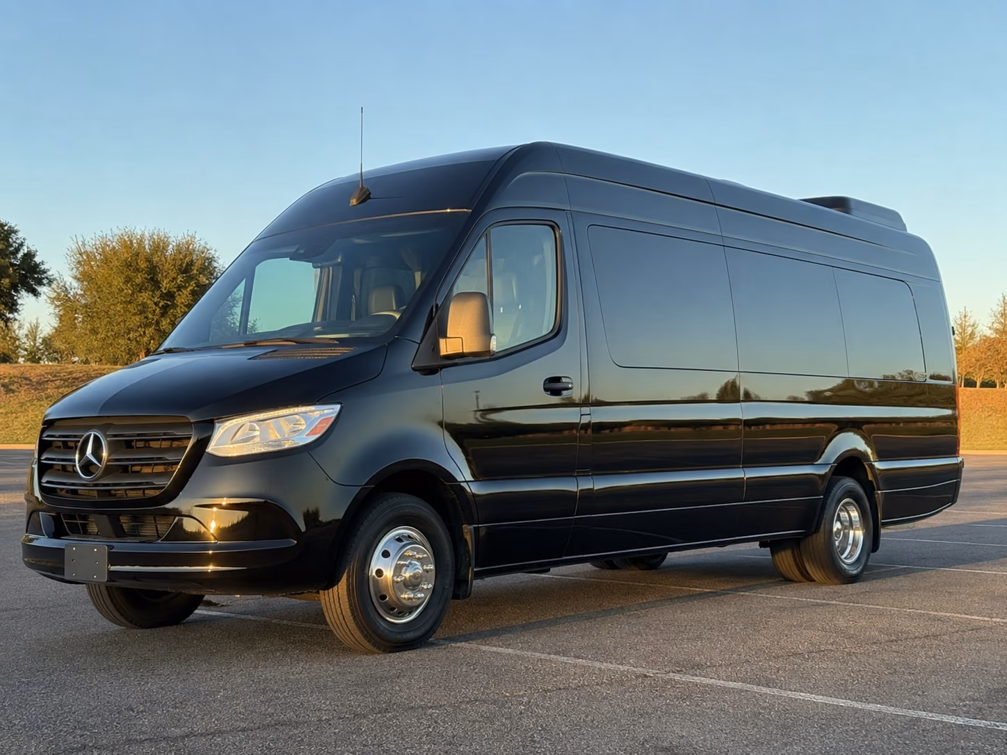 find the perfect transportation for your next corporate event 3