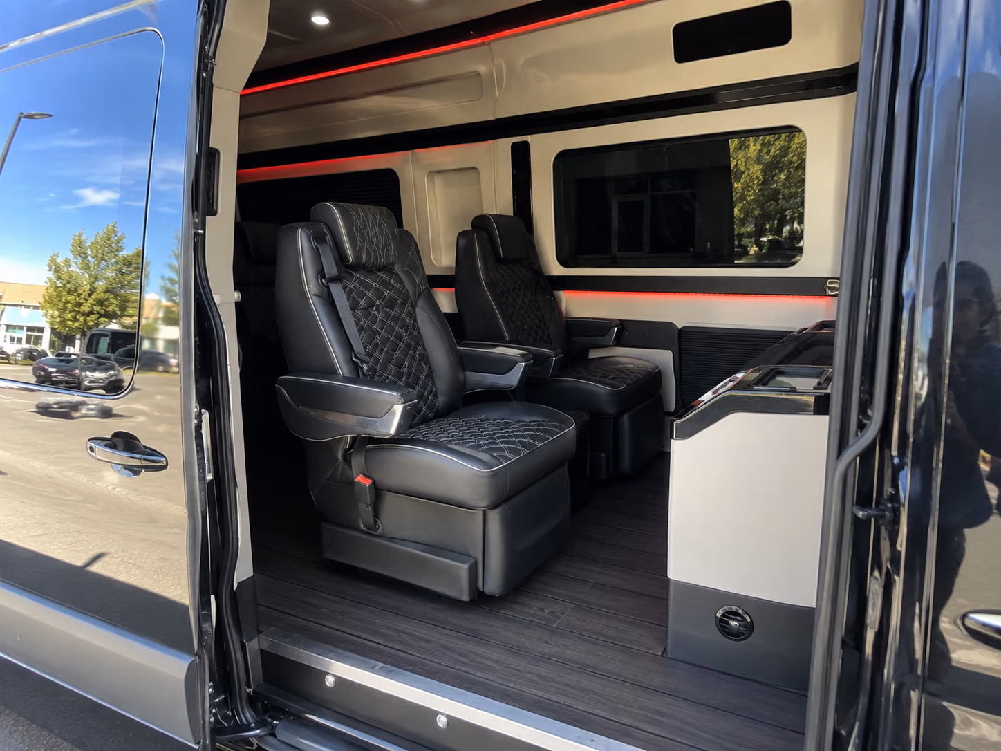 lincoln 12 passenger sprinter van inside